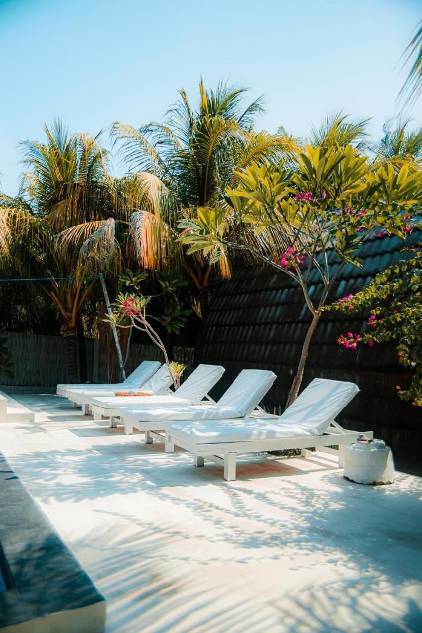 Hakuna Matata Resort Gili Air Exteriör bild