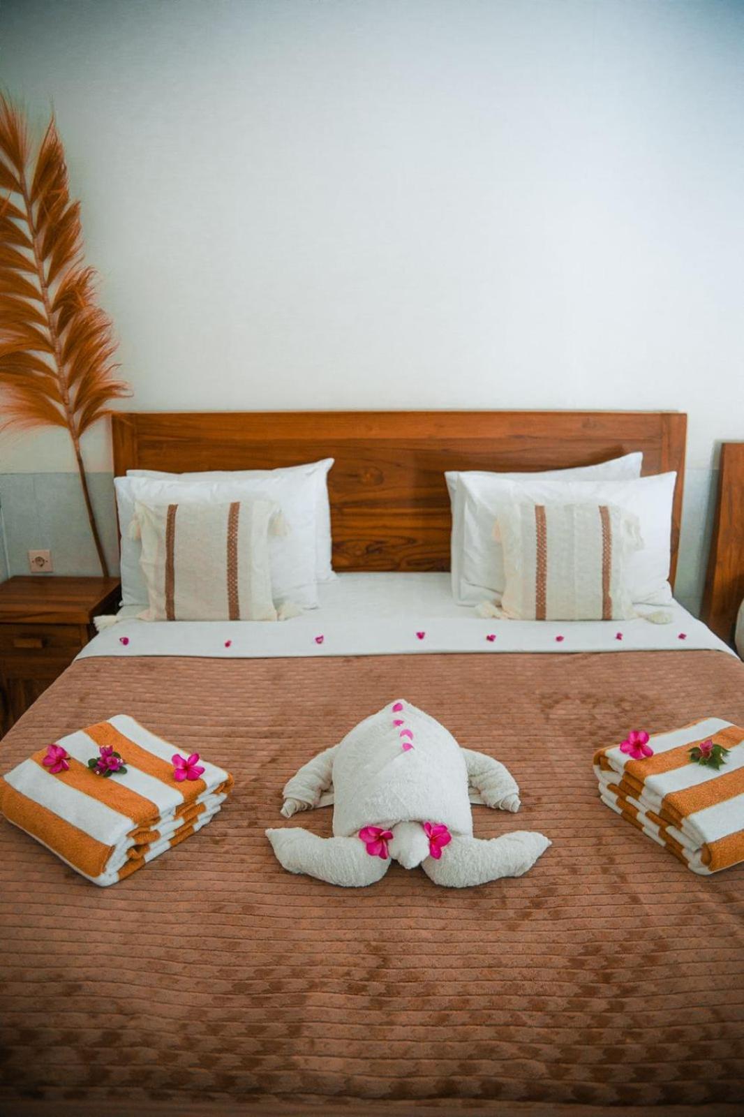 Hakuna Matata Resort Gili Air Exteriör bild