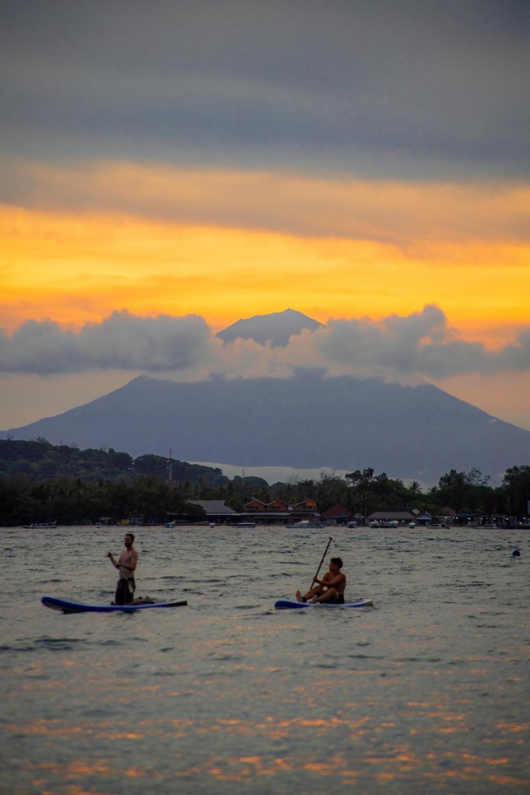 Hakuna Matata Resort Gili Air Exteriör bild